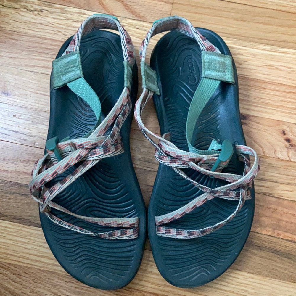Chaco eco thread sandals